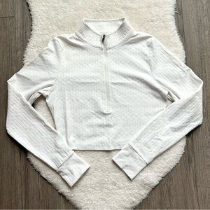 BuffBunny White Quarter-Zip Long-Sleeve Crop Top Jacket